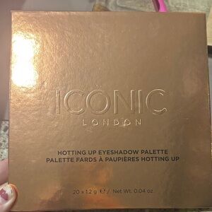 ICONIC London Hotting Up Eyeshadow Palette